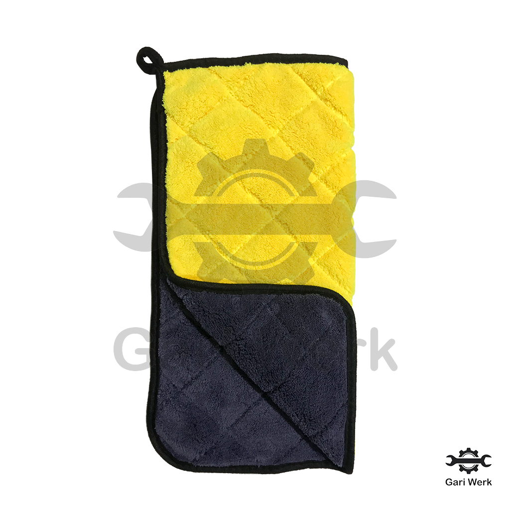Premium Microfiber Cleaning Cloth (40x40 cm - 600 GSM) – Diamond Cut | Ultra-Absorbent | Scratch-Free | 4 Colors Available